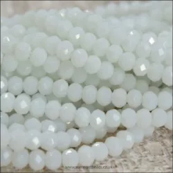   Kiárusítás!  20db. Csiszolt üveggyöngy, fánkgyöngy. 8x10mm. "Jade" Mindig akcióban!