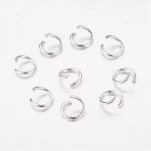100db. Nyitott szerelőkarika. 0.9x7mm. Ezüst szín.
