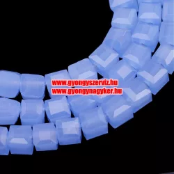   Kiárusítás!  20db. Csiszolt üveggyöngy. Kocka. 4mm. Égkék, AB. Mindig akcióban!