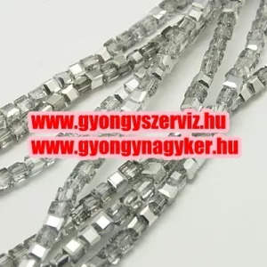 Kiárusítás!  10db. Fémgőzölt, csiszolt üveggyöngy. Kocka. 6mm. Ezüst - kristály. Mindig akcióban!