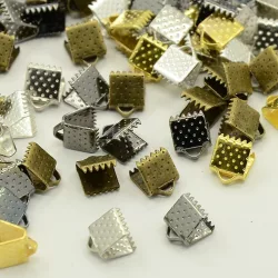   20db. Szalagvég, zsinórvég, végzáró. 6x6x5mm. 6 színben! Válassz színt!