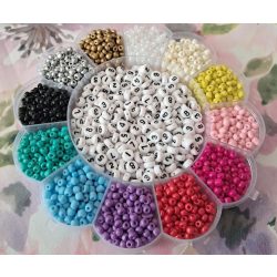   DIY. 2700 darabos kásagyöngy, szám gyöngy szett, ajándék damillal, csipesszel, tároló dobozban.