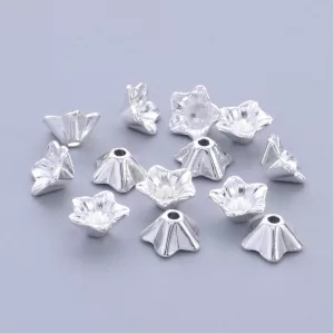 20db gyöngykupak. 8.5x5mm. Ezüst szín.
