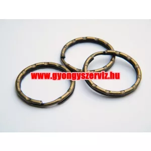 Kulcstartó karika. Antik bronz szín. 26mm.