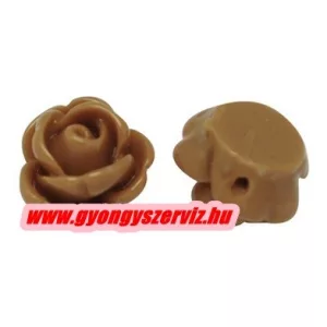 Fűzhető gyanta virág kaboson. 9x7mm. Bézs.
