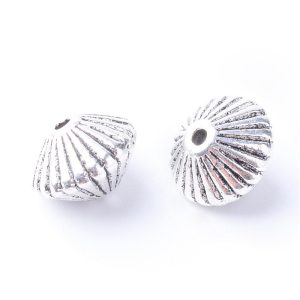 10db. Fém, diszkosz köztes gyöngy. 8x5.5mm. Antik ezüst szín.