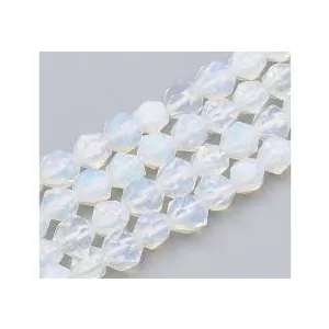 Opalit polygon gyöngy. 8mm.