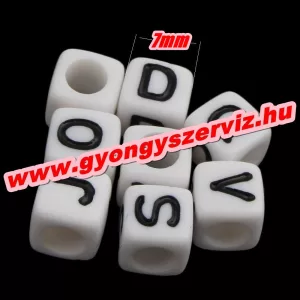 20db. Műanyag betű gyöngy. 7x7mm. Mindig akcióban!