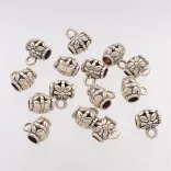 10db. Charm tartó, medál tartó. 9x7.5mm. Antik ezüst szín.
