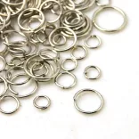 Nyitott szerelőkarika, 4-10mm. Platina szín. + ajándék doboz!