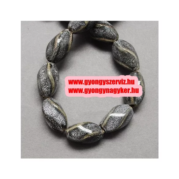 Porcelángyöngy. 20x10x10mm. Sötétszürke.